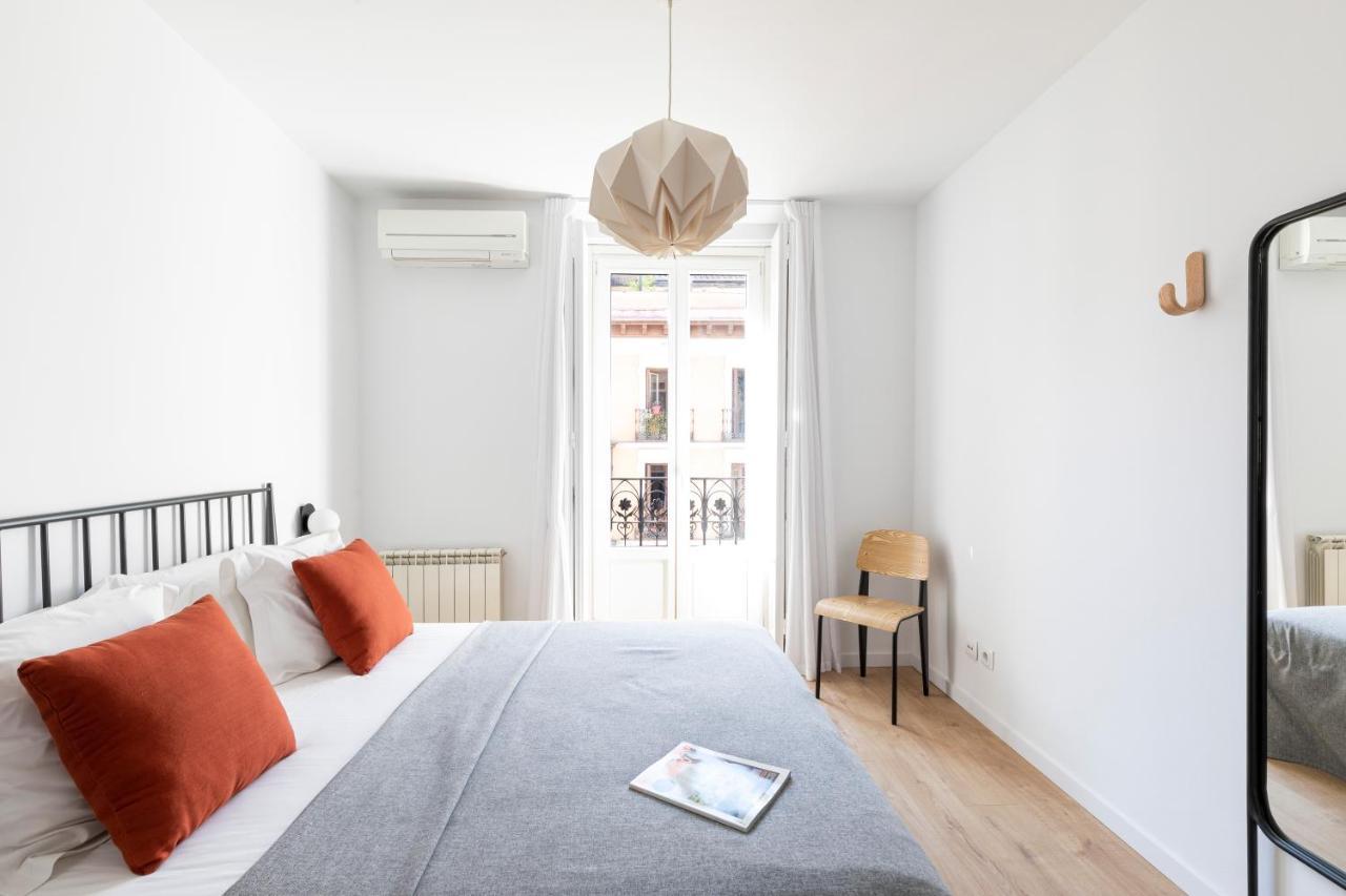 Aspasios Calle Mayor Apartments Madrid Ngoại thất bức ảnh