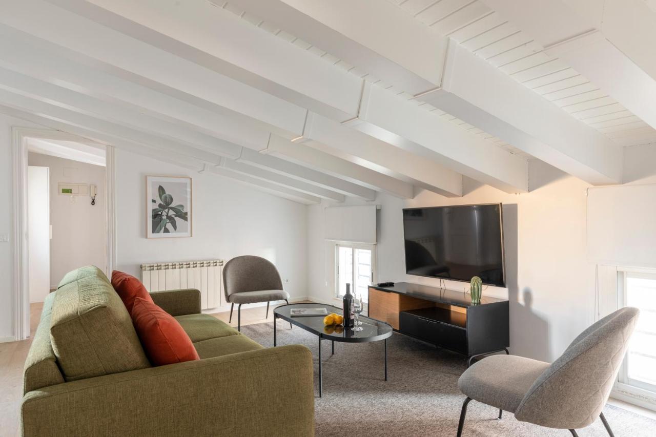 Aspasios Calle Mayor Apartments Madrid Ngoại thất bức ảnh