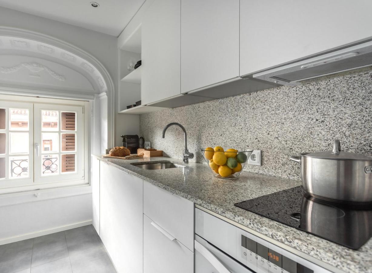 Aspasios Calle Mayor Apartments Madrid Ngoại thất bức ảnh